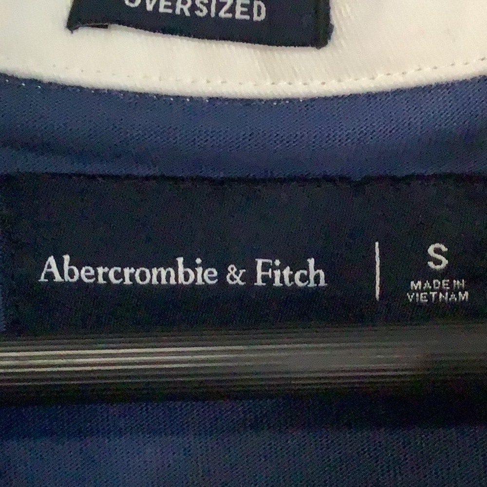 Abercrombie & Fitch Navy and Cream Striped Polo - Picture 5 of 7